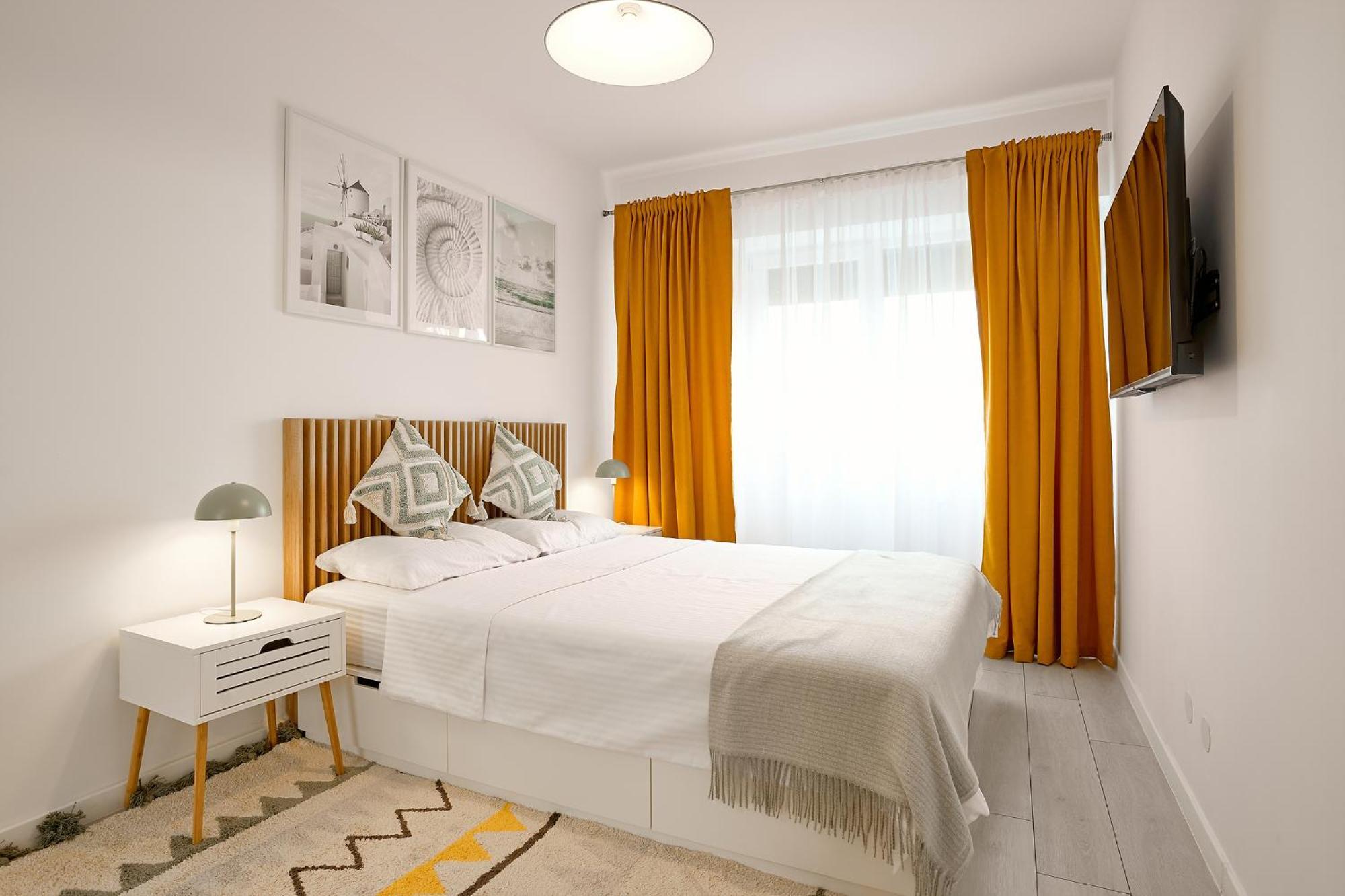 Moon Plaza Deluxe Studios Bucharest Luaran gambar